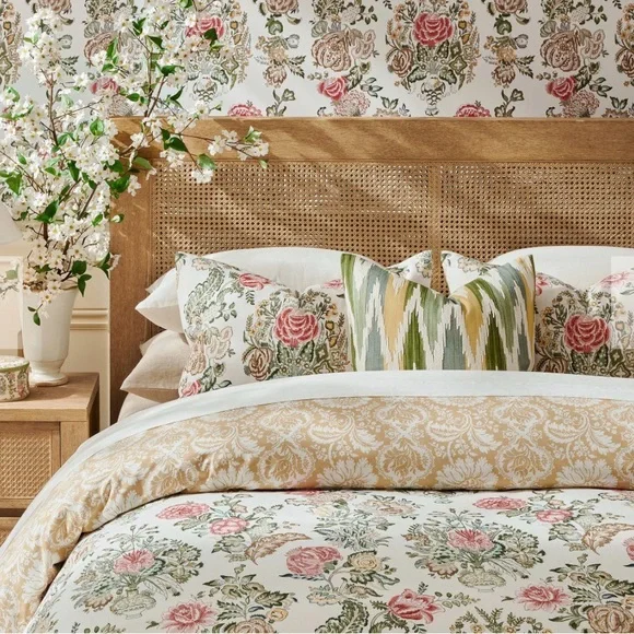 NWT Kravet Grandiflora Reversible Duvet Cover - Picture 1 of 3